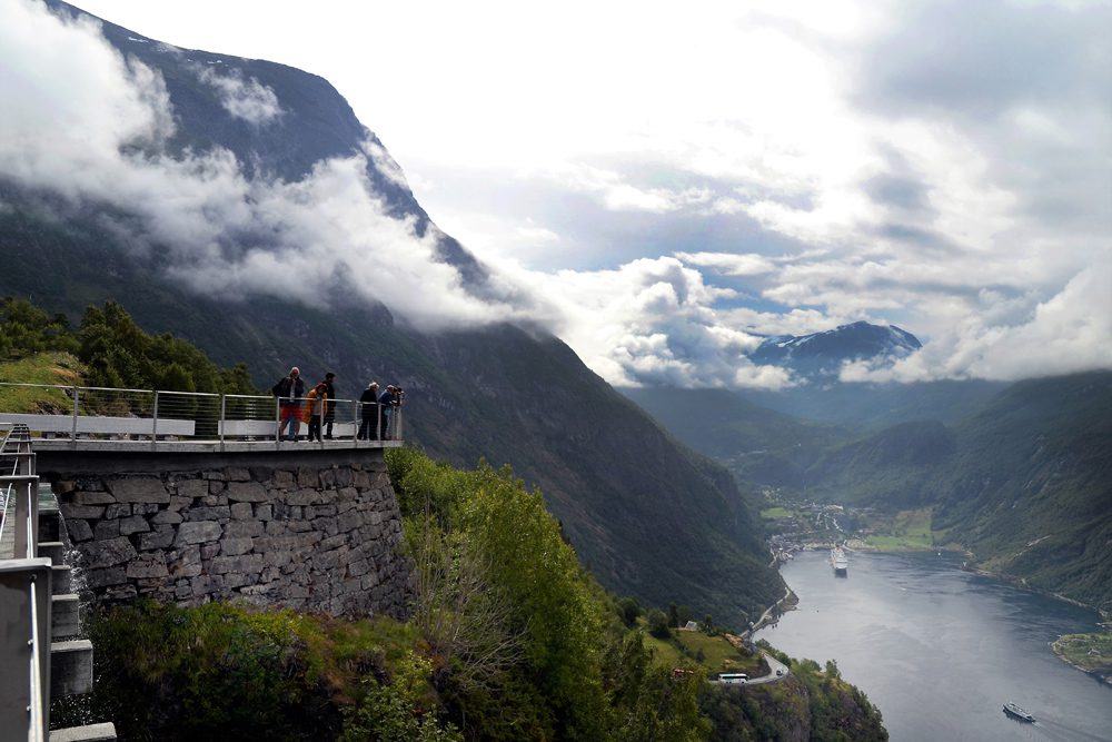 platforma-ornevegen-geirangerfjord